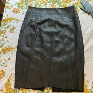 Like New! Express faux leather pencil skirt